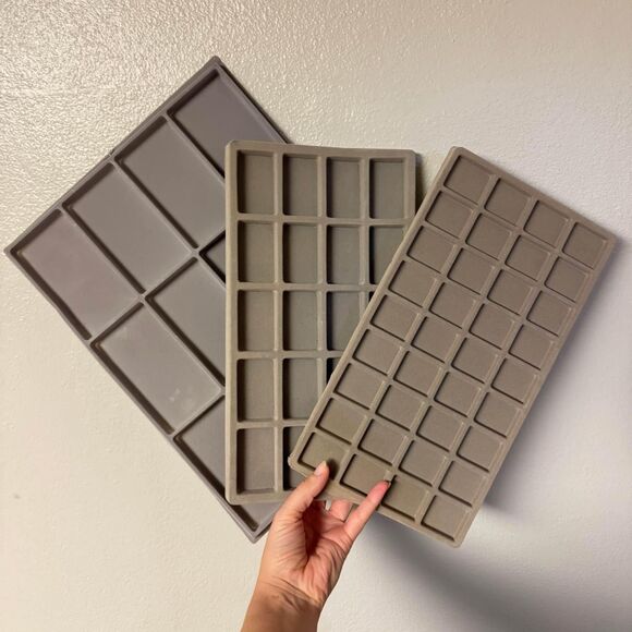 Set of 3 Jewelry Display Trays – Suede-Like Lined Compartment Organizers - Picture 1 of 7